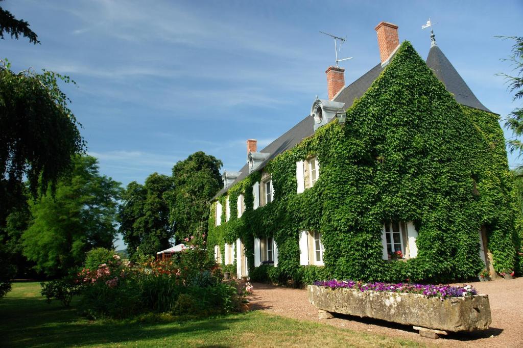 Chambres d'Hôtes - Domaine Des Perrières Crux-la-Ville Esterno foto